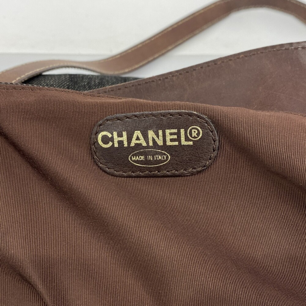 CHANEL Black Tote Bag - Picture 5 of 12